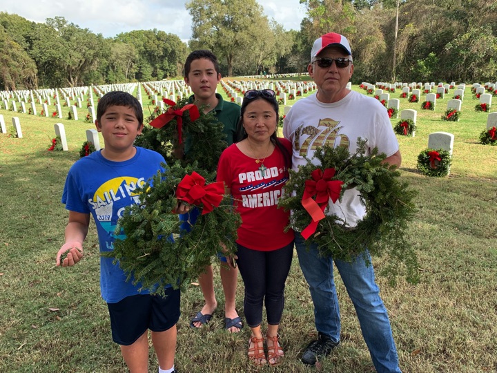 Vail family - Wreaths Across America - Florida National Cemetery, Bushnell - December 2021